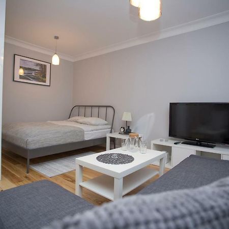 Cr Apartament Scisle Centrum Aleja Bluesa Білосток Екстер'єр фото