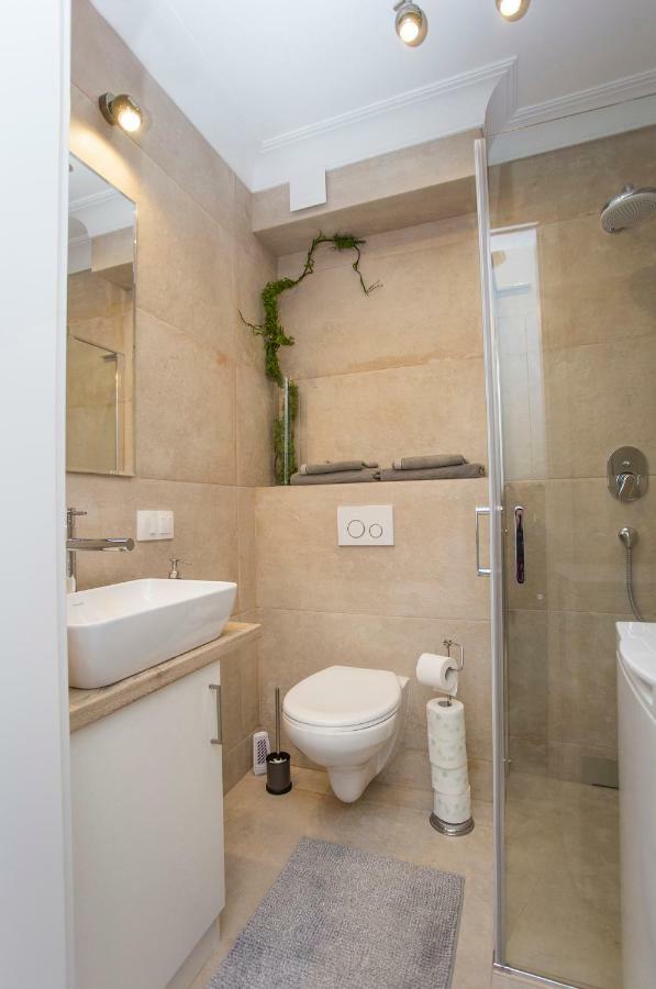 Cr Apartament Scisle Centrum Aleja Bluesa Білосток Екстер'єр фото